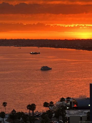 1262 Kettner 2204, San Diego, CA 92101