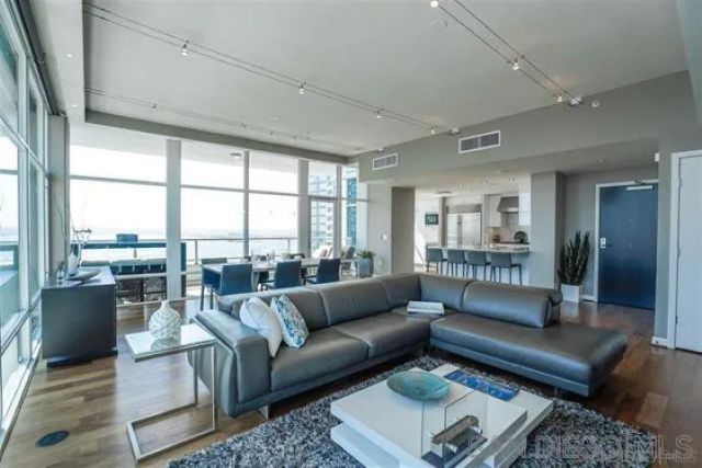 1262 Kettner 2204, San Diego, CA 92101