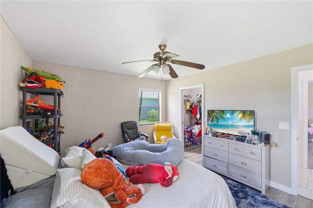 1932 SE Fallon Drive, Port St Lucie, FL 34983