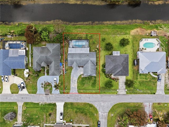 1932 SE Fallon Drive, Port St Lucie, FL 34983