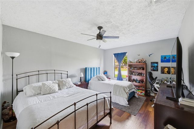 1932 SE Fallon Drive, Port St Lucie, FL 34983