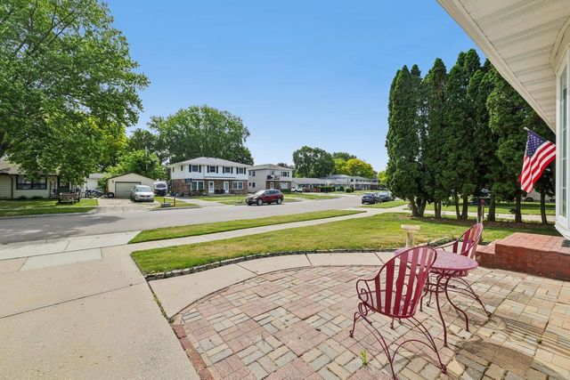 1415 Church Street, Janesville, WI 53548