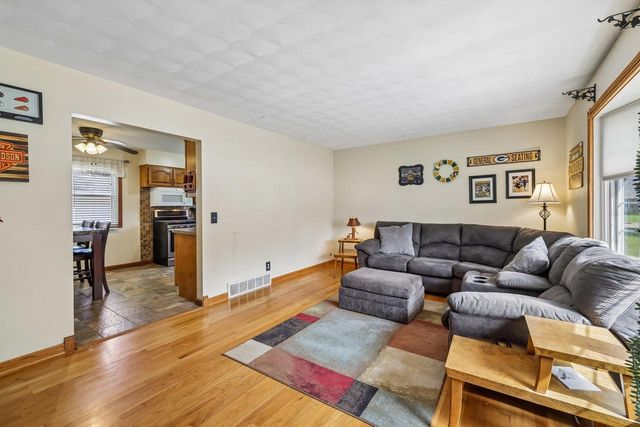 1415 Church Street, Janesville, WI 53548