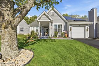 6 Fountain View Drive, Barnegat, NJ 08005