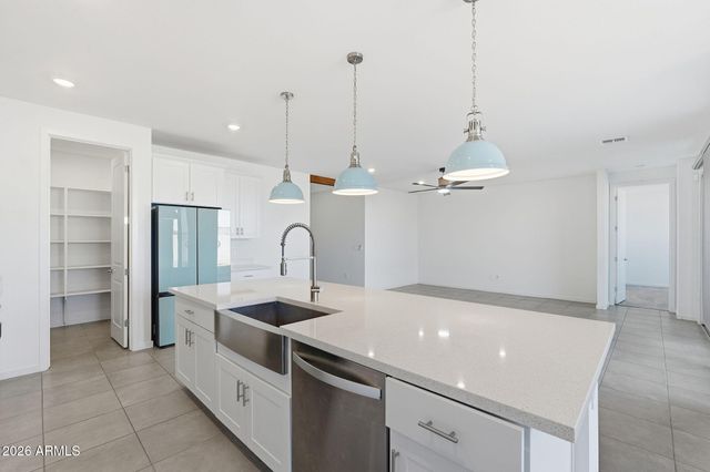 4972 W KARL Street, San Tan Valley, AZ 85144