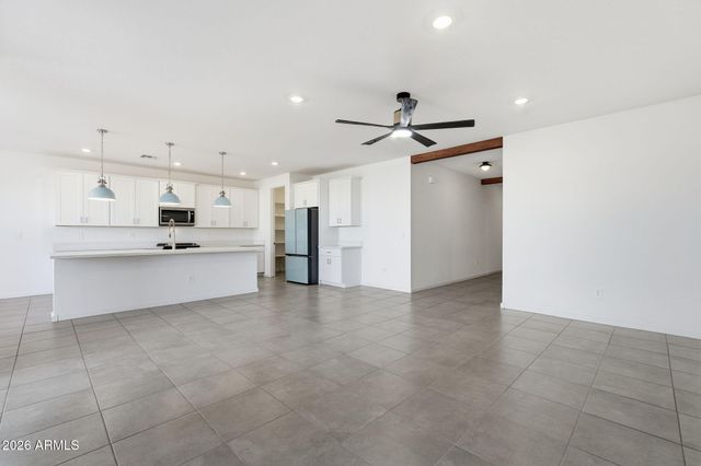 4972 W KARL Street, San Tan Valley, AZ 85144