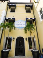 4812 Pine Tree Dr 206, Miami Beach, FL 33140