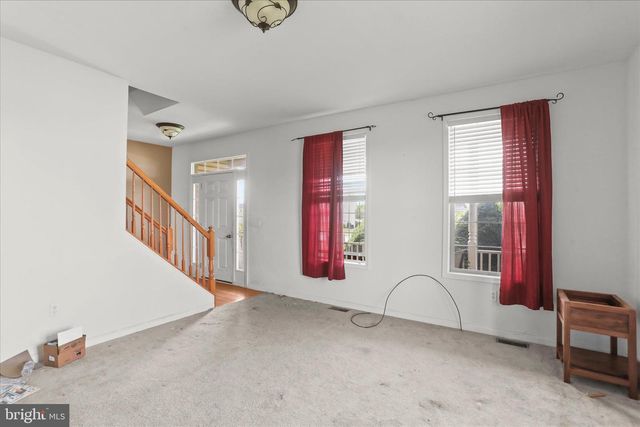 51 STONYBROOK LN, New Oxford, PA 17350