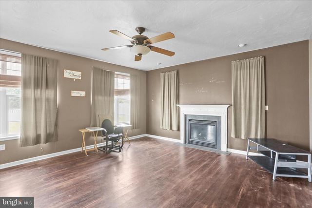 51 STONYBROOK LN, New Oxford, PA 17350