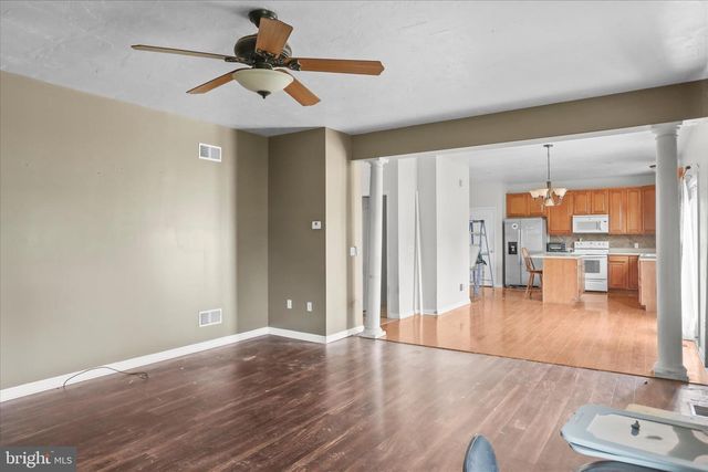 51 STONYBROOK LN, New Oxford, PA 17350