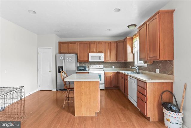51 STONYBROOK LN, New Oxford, PA 17350