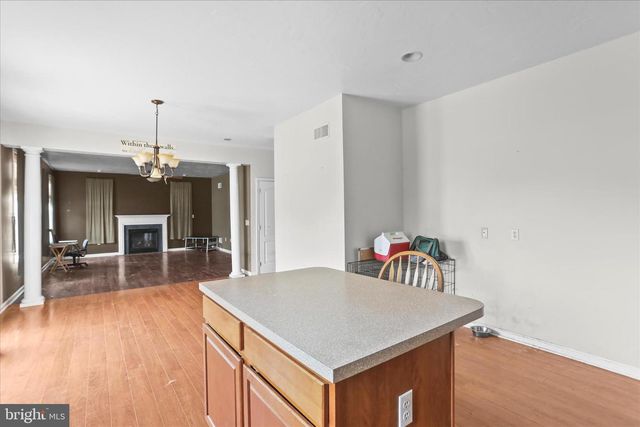 51 STONYBROOK LN, New Oxford, PA 17350