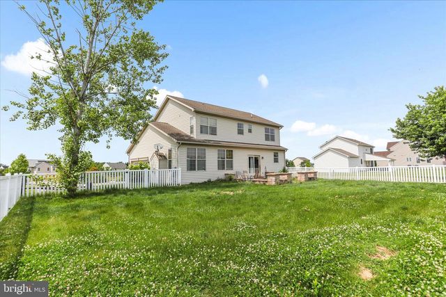 51 STONYBROOK LN, New Oxford, PA 17350