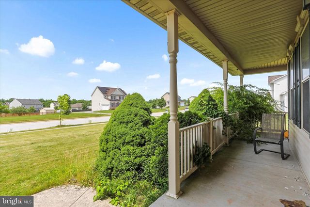51 STONYBROOK LN, New Oxford, PA 17350