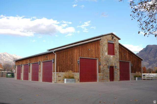 9796 N 5800 W, Highland, UT 84003