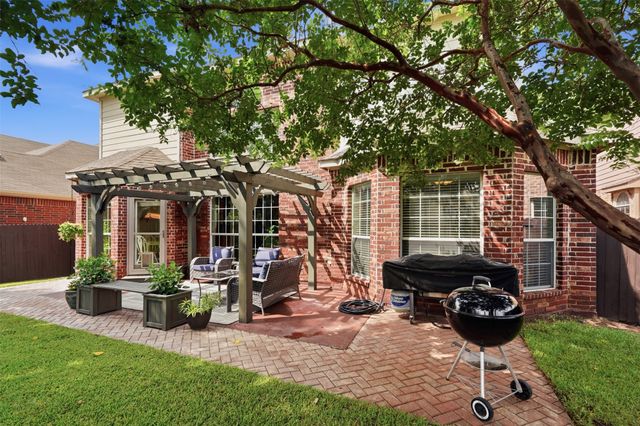 9117 Silsby Drive, Fort Worth, TX 76244