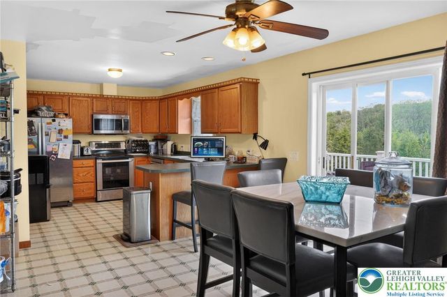 544 Bauer Road, Moore Twp, PA 18014