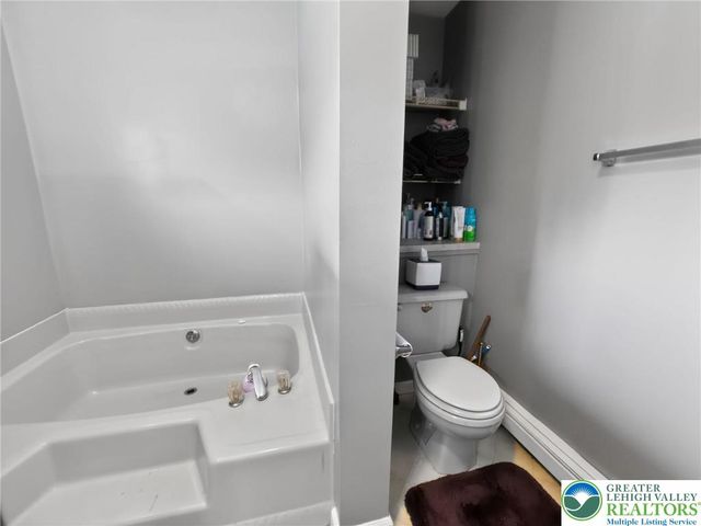 544 Bauer Road, Moore Twp, PA 18014