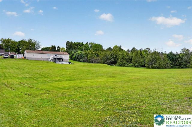 544 Bauer Road, Moore Twp, PA 18014