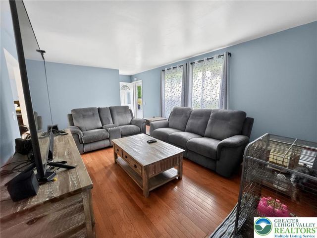 544 Bauer Road, Moore Twp, PA 18014
