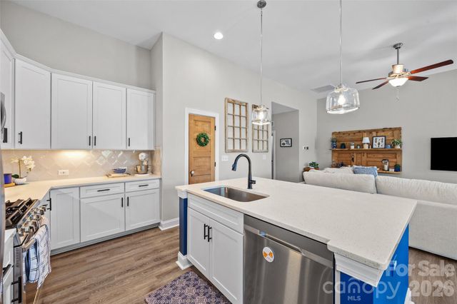 404 Trillium Way, Belmont, NC 28012