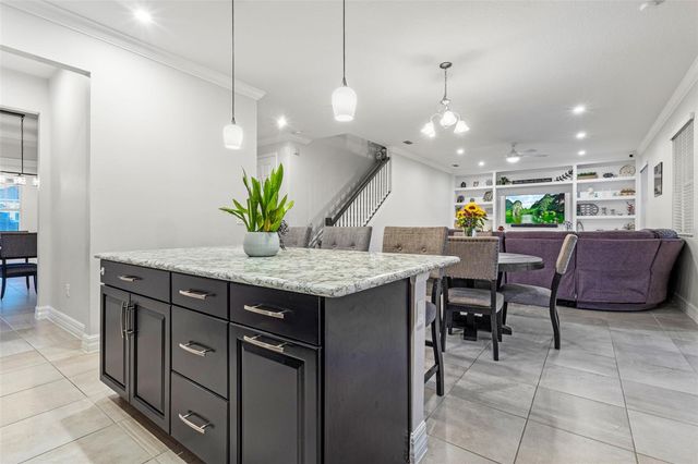 9434 LAUNCH POINT ROAD, Orlando, FL 32832