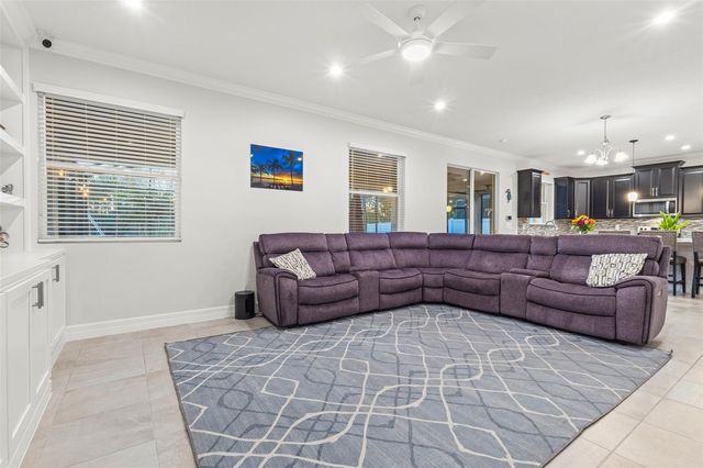9434 LAUNCH POINT ROAD, Orlando, FL 32832