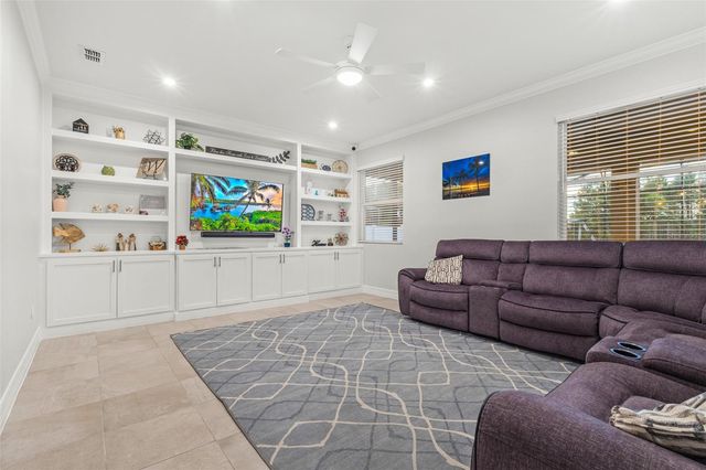 9434 LAUNCH POINT ROAD, Orlando, FL 32832