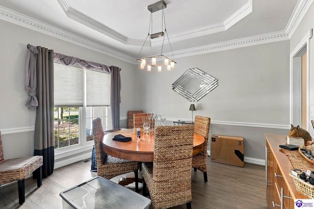 4215 Woodmont Park Lane, Louisville, KY 40245