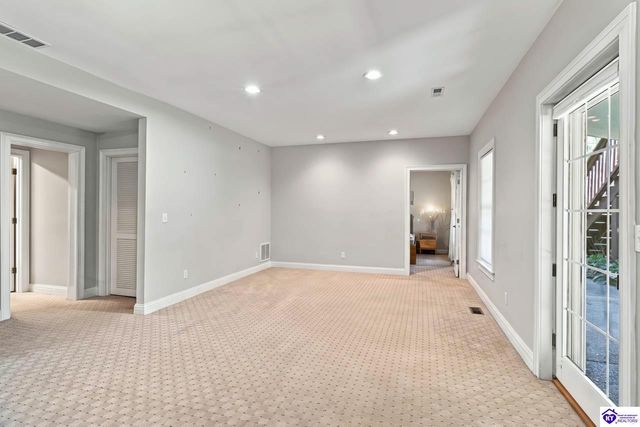 4215 Woodmont Park Lane, Louisville, KY 40245