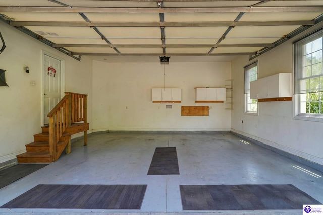 4215 Woodmont Park Lane, Louisville, KY 40245