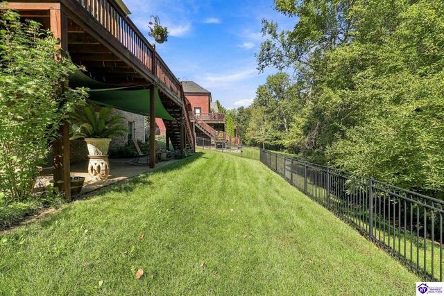 4215 Woodmont Park Lane, Louisville, KY 40245
