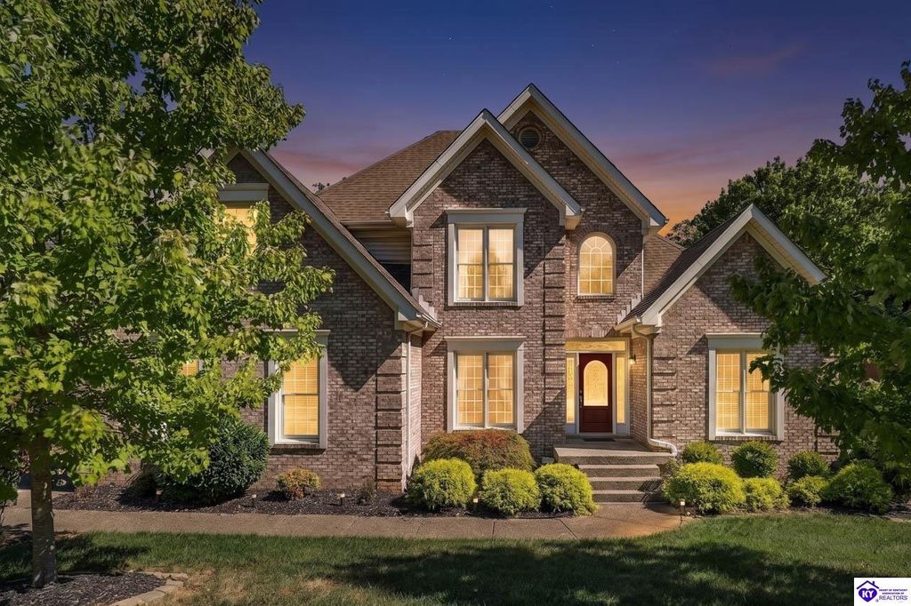 4215 Woodmont Park Lane, Louisville, KY 40245