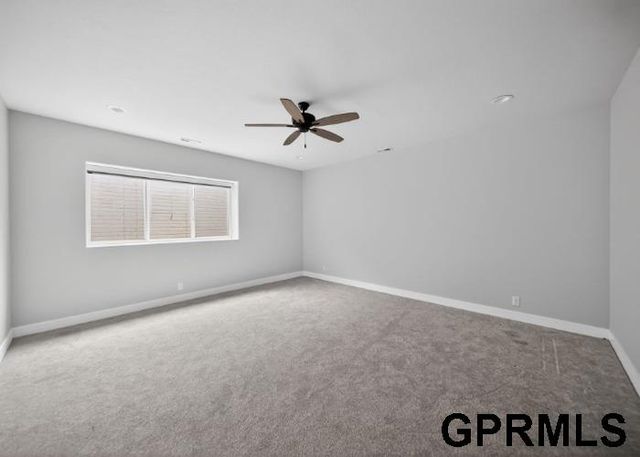 911 N 107Th Street, Lincoln, NE 68527