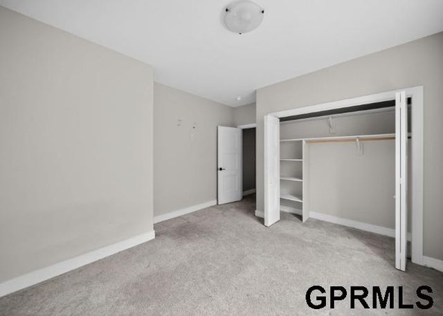 911 N 107Th Street, Lincoln, NE 68527