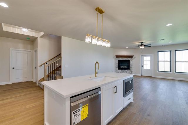 19409 S Country Drive, Edmond, OK 73012
