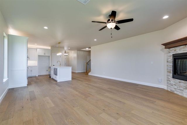 19409 S Country Drive, Edmond, OK 73012