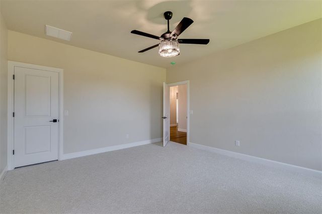 19409 S Country Drive, Edmond, OK 73012
