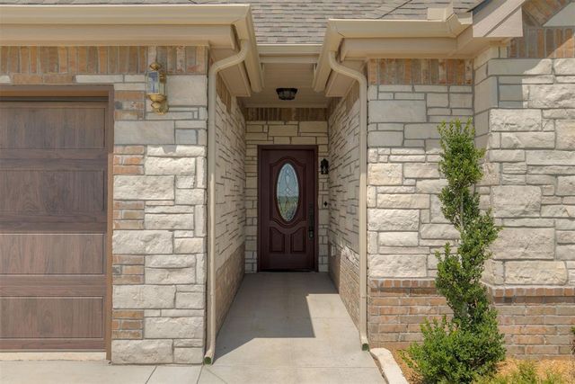 19409 S Country Drive, Edmond, OK 73012