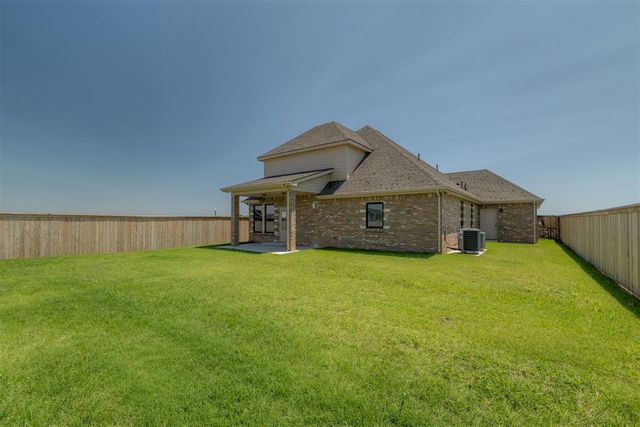 19409 S Country Drive, Edmond, OK 73012