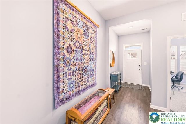 8071 Schaefer Crest, Upper Macungie Twp, PA 18031