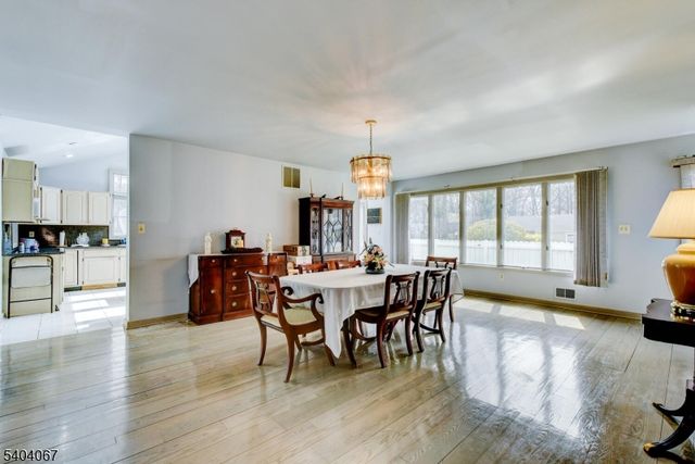 6 Keen Ln, Edison Twp., NJ 08820