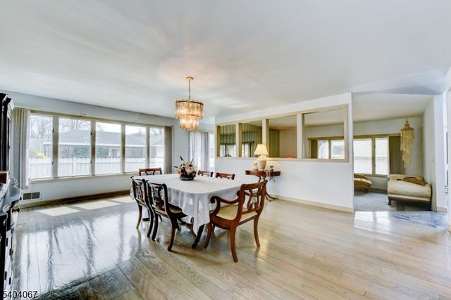 6 Keen Ln, Edison Twp., NJ 08820