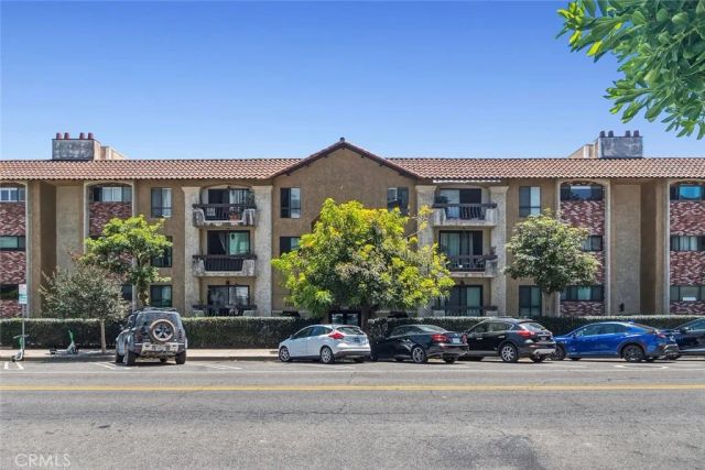7300 Franklin Avenue 449, Los Angeles, CA 90046