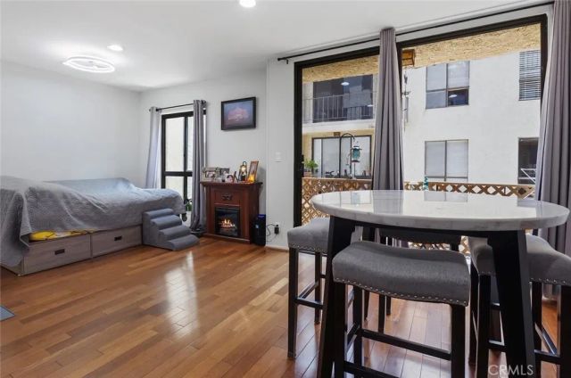 7300 Franklin Avenue 449, Los Angeles, CA 90046
