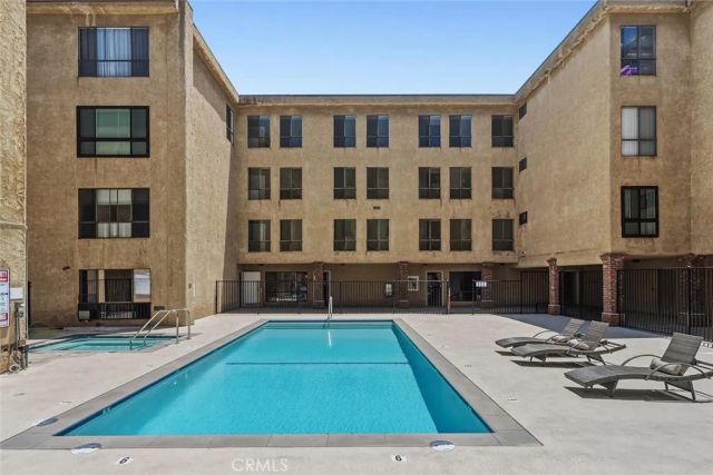 7300 Franklin Avenue 449, Los Angeles, CA 90046