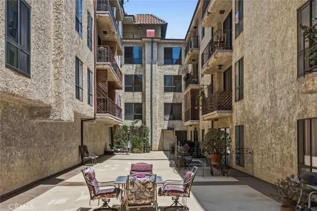 7300 Franklin Avenue 449, Los Angeles, CA 90046