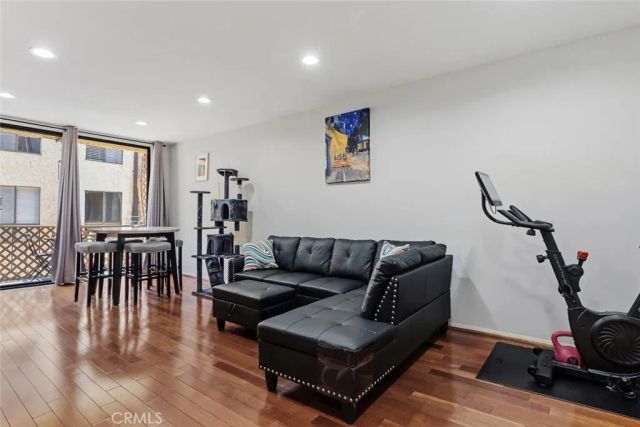 7300 Franklin Avenue 449, Los Angeles, CA 90046
