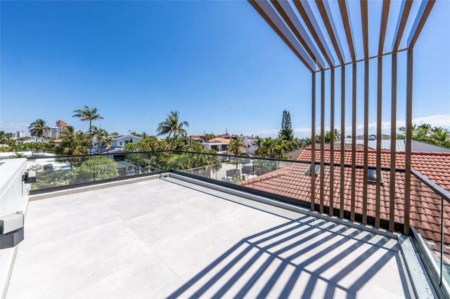 3304 NE 14th Ct, Fort Lauderdale, FL 33304