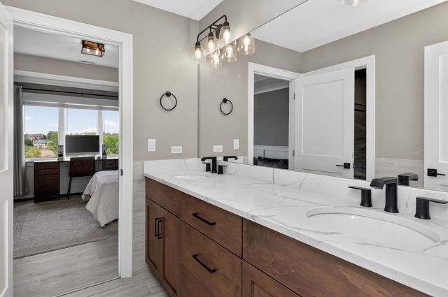 11022 Fawn View Circle, Orland Park, IL 60467